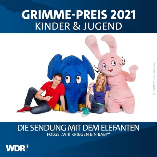 Sendung mit dem Elefanten - Wir kriegen ein Baby / Folge 559 hat den Grimme Preis 2021 gewonnen 🚀👏🏻 🎉 WDR/CMTZ/Flachbild)
Buch, Kamera & Regie Einspieler: Markus Tomsche (CMTZ)
Kamera Geburt: Alessandro De Matteis
Gesamtregie: Renate Bleichenbach
Idee: Britta De Matteis
Schnitt: Iris Pott, Mirja Hillebrand, Harry Steinhäuser u.a.
Ton: Christoph Ziehsler u.a.
Musik: Kai Dorenkamp, Tobias Becker u.a.
Darstellende: Britta, Ella, Lina, Tonino und Alessandro De Matteis
Redaktion Heike Sistig Herzlichen Glückwunsch #diesendungmitdemelefanten #grimmepreis #diesendungmitdemelefant #grimmepreis21 #flachbild Weniger anzeigen Andre Gatzke